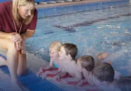 Kinderschwimmkurs-mit-Marco-und-Philipp